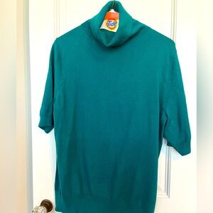 Ann Taylor green sweater